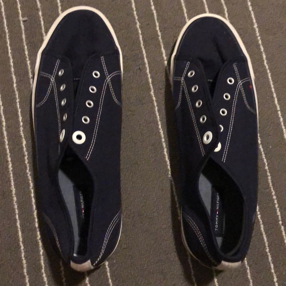 Tommy Hilfiger blue canvas shoes